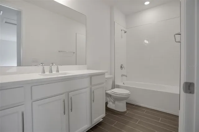 $599,990 | 7433 Sea Manatee Street, Palmetto, FL 34221