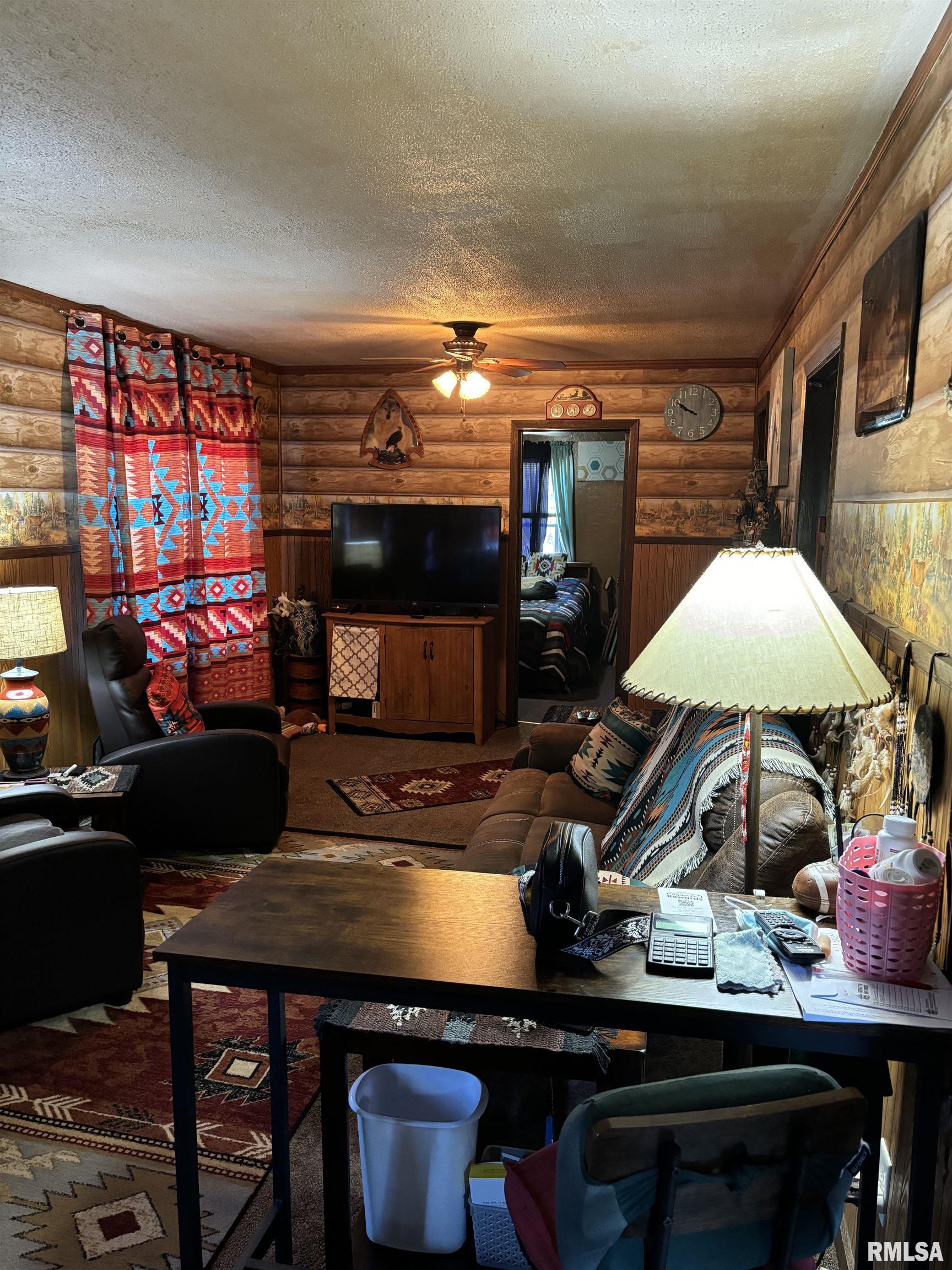 1526 Spring Bay Road East Peoria, IL 61611 - Photo 6 of 19 Gallery Image 6