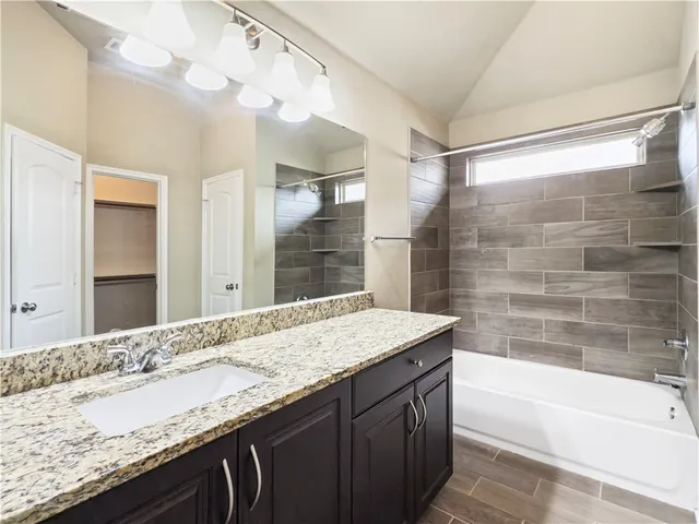 $1,900 | 2105 Dumfries Drive, Bryan, TX 77807