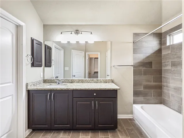 $1,900 | 2105 Dumfries Drive, Bryan, TX 77807