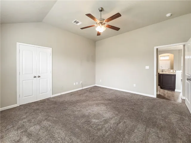 $1,900 | 2105 Dumfries Drive, Bryan, TX 77807