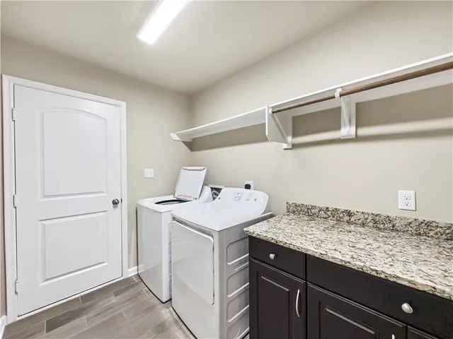 $1,900 | 2105 Dumfries Drive, Bryan, TX 77807