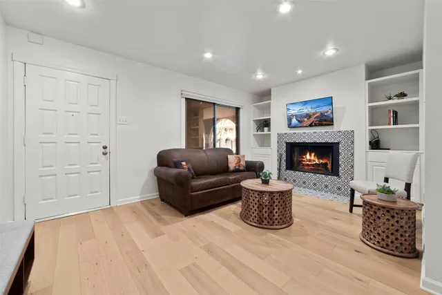 $349,999 | 505 West 7th Street, Unit 113, Austin, TX 78701