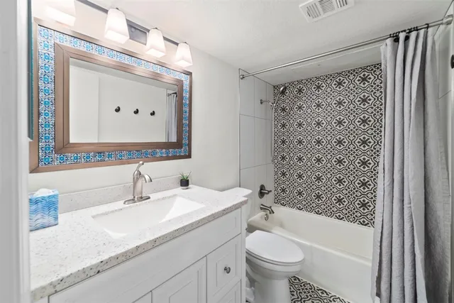 $349,999 | 505 West 7th Street, Unit 113, Austin, TX 78701