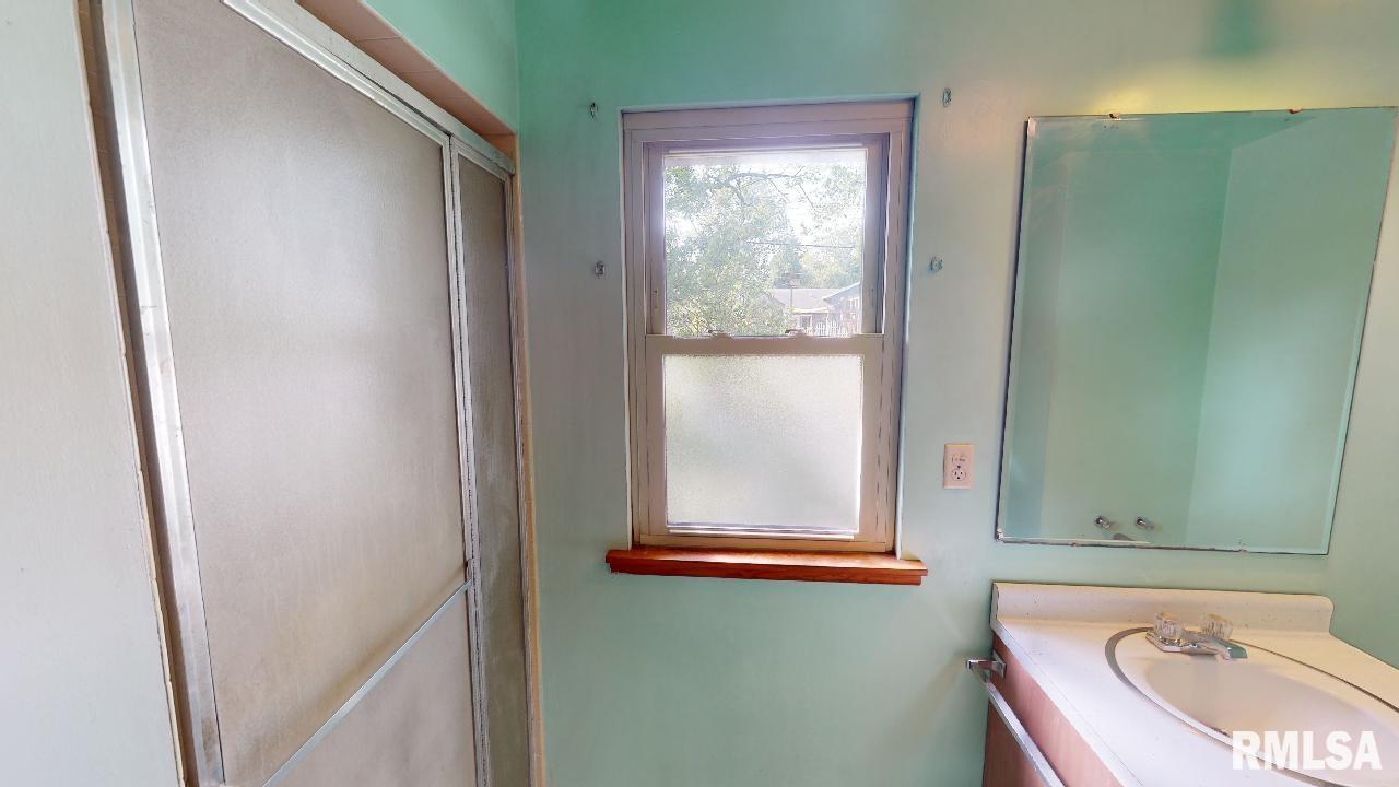 2511 Daycor Divide Bartonville, IL 61607 - Photo 14 of 31