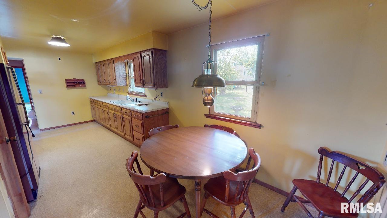 2511 Daycor Divide Bartonville, IL 61607 - Photo 10 of 31