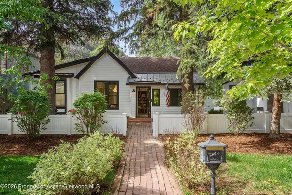 $6,500,000 | 735 West Bleeker Street, Aspen, CO 81611