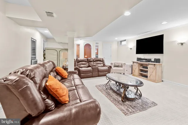 $630,000 | 40 Palmer Drive, Moorestown, NJ 08057