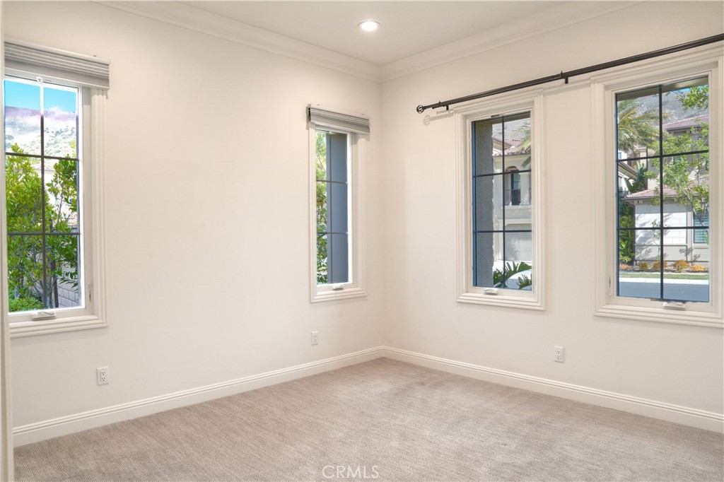 111 Lanzon Irvine, CA 92602 - Photo 15 of 42 an empty room with a window