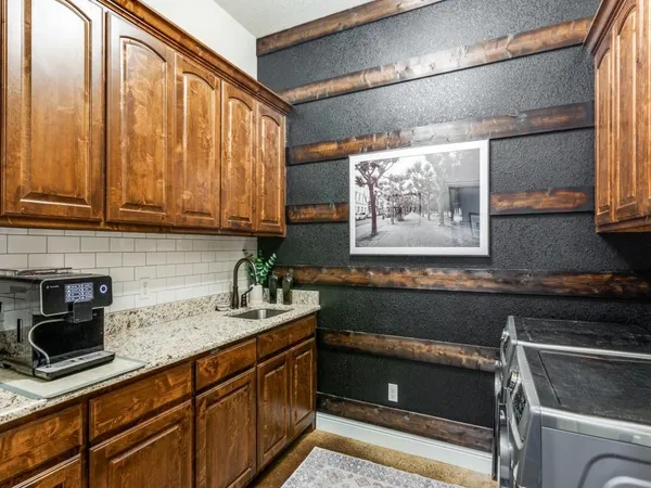 $3,200 | 146 Fawna Drive, Azle, TX 76020
