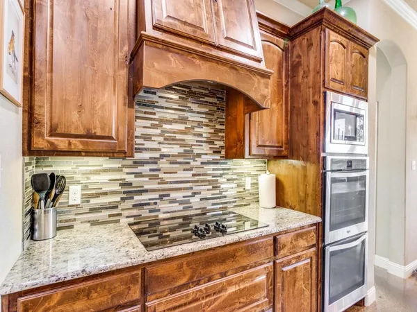 $3,200 | 146 Fawna Drive, Azle, TX 76020