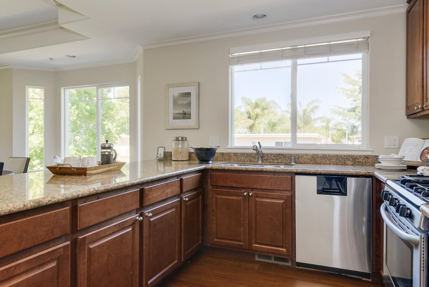 2210 Raspberry Lane Mountain View, CA 94043 - Photo 15 of 27 Gallery Image 15