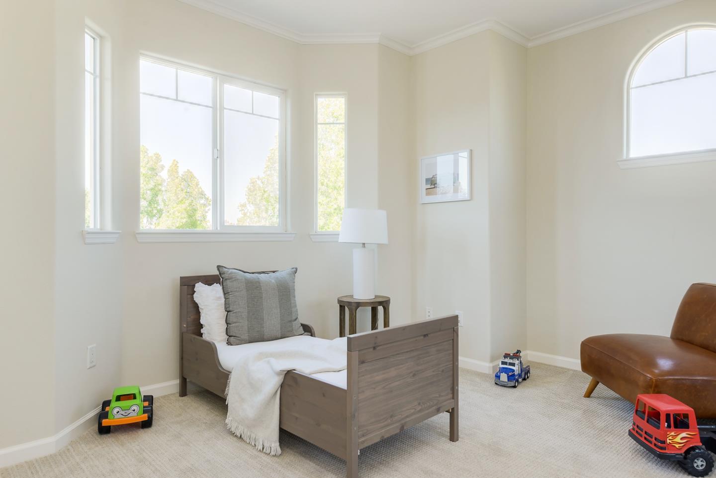 2210 Raspberry Lane Mountain View, CA 94043 - Photo 20 of 27 Gallery Image 20