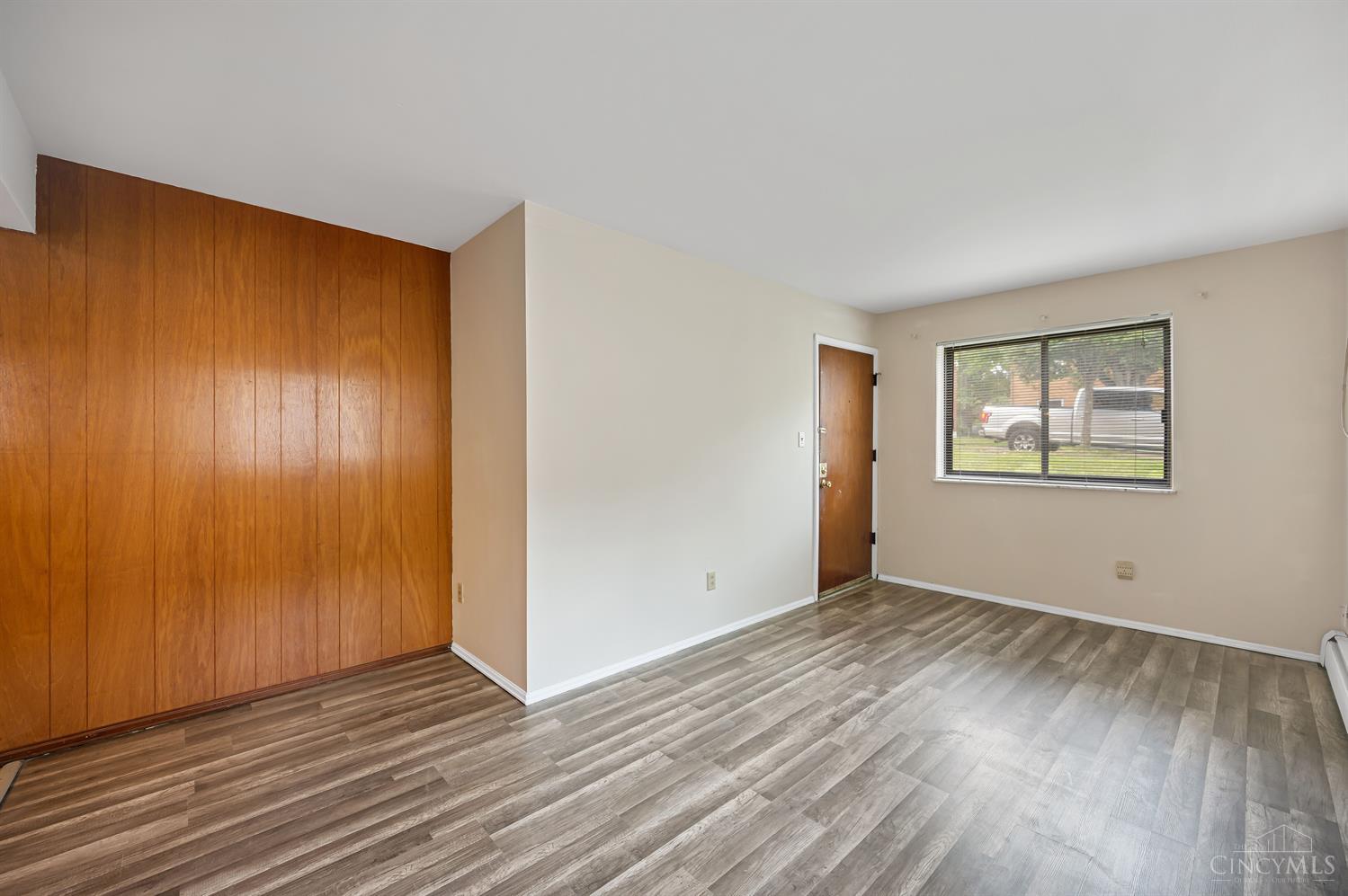 2958 Ferguson Road Cincinnati, OH 45238 - Photo 10 of 18 Gallery Image 10