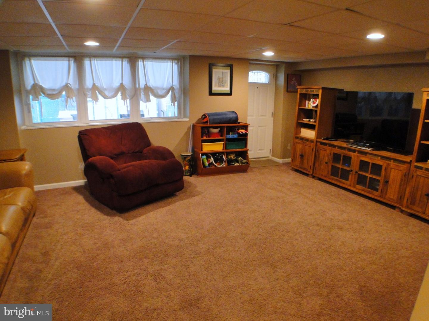 11858 Basile Road Philadelphia, PA 19154 - Photo 22 of 25 Basement - Finished