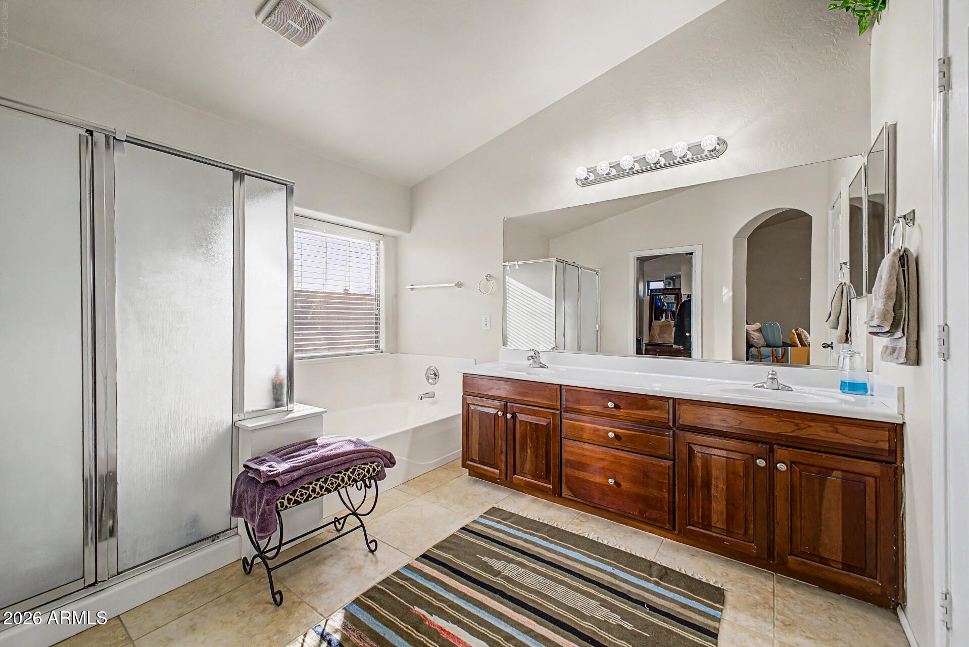 946 West Gascon Road San Tan Valley, AZ 85143 - Photo 18 of 41 Master Bathroom