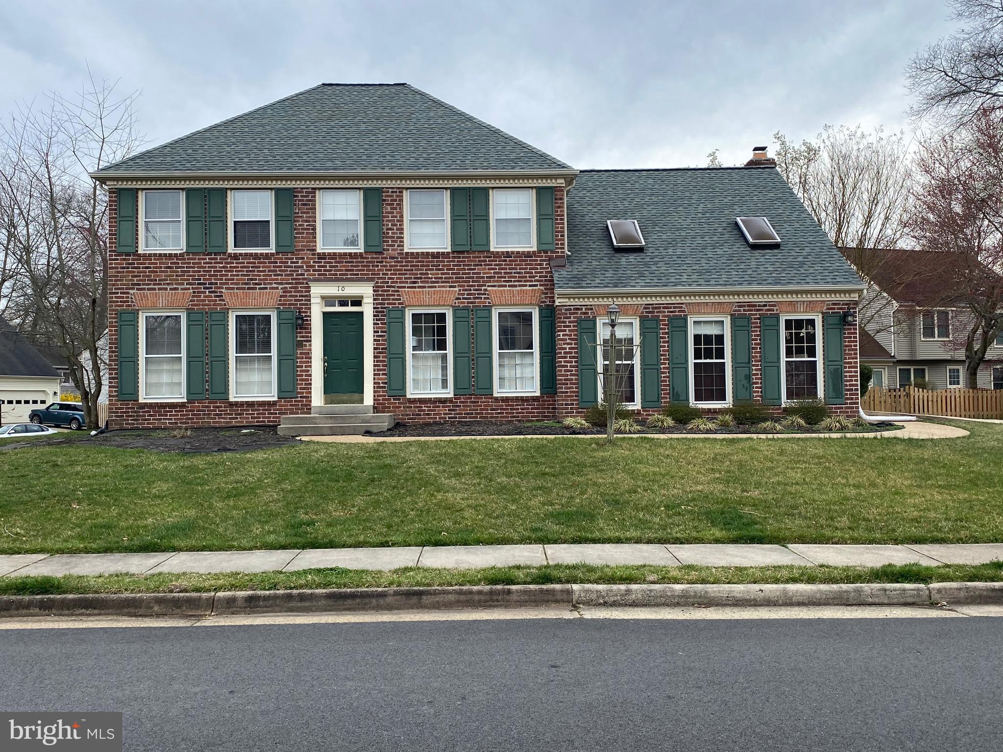 10 Whittingham Circle Sterling, VA 20165 - Photo 1 of 25 Front view Main