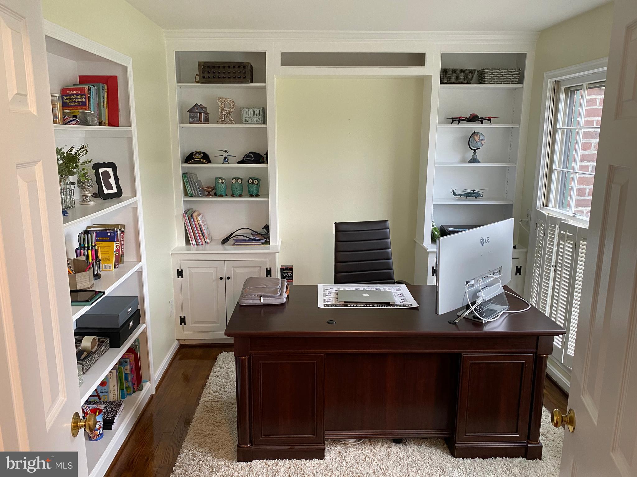 10 Whittingham Circle Sterling, VA 20165 - Photo 3 of 25 Office room