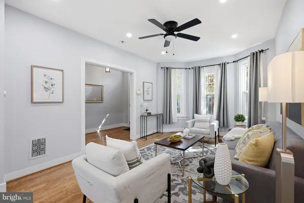 $819,500 | 1020 10th Street Northeast, Washington, DC 20002
