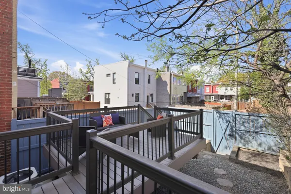$819,500 | 1020 10th Street Northeast, Washington, DC 20002