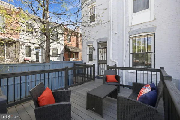 $819,500 | 1020 10th Street Northeast, Washington, DC 20002