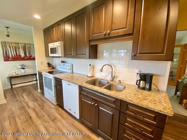 9062 Riverside Drive Grand Ledge, MI 48837 - Photo 2 of 16 IMG_2408