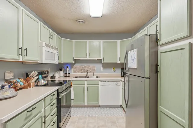 $220,000 | 300 Cedar Street, Unit 15, Baldwin, WI 54002