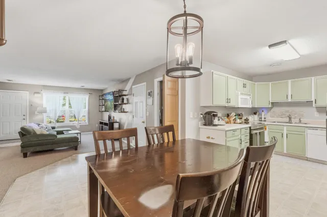 $220,000 | 300 Cedar Street, Unit 15, Baldwin, WI 54002