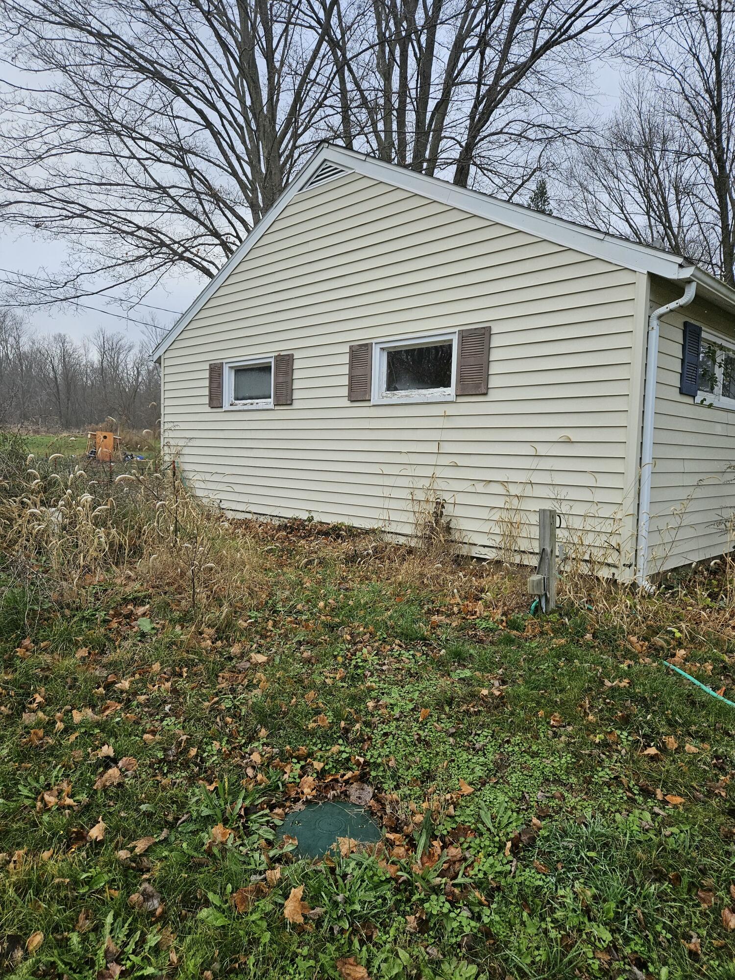 146 South Centennial Road Coldwater, MI 49036 - Photo 6 of 22 tempImageSEozHN