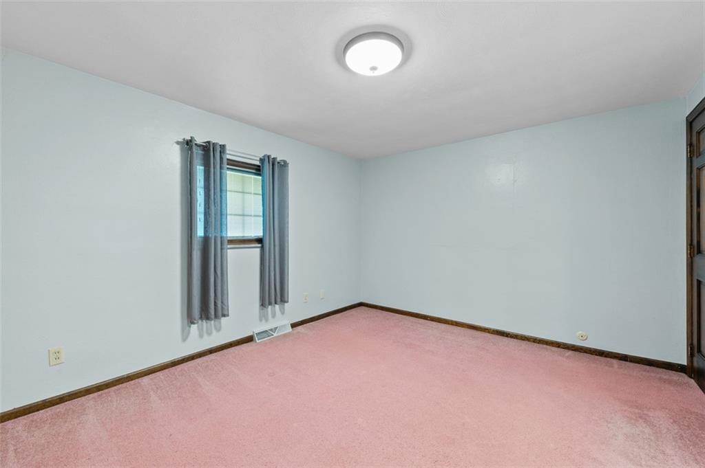4948 Ashbaugh Road Murrysville, PA 15668 - Photo 26 of 48 3rd Bedroom