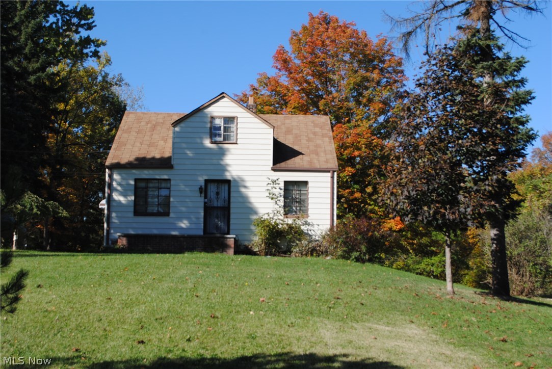 4586 Osborn Road Cleveland, OH 44125 - Photo 1 of 18
