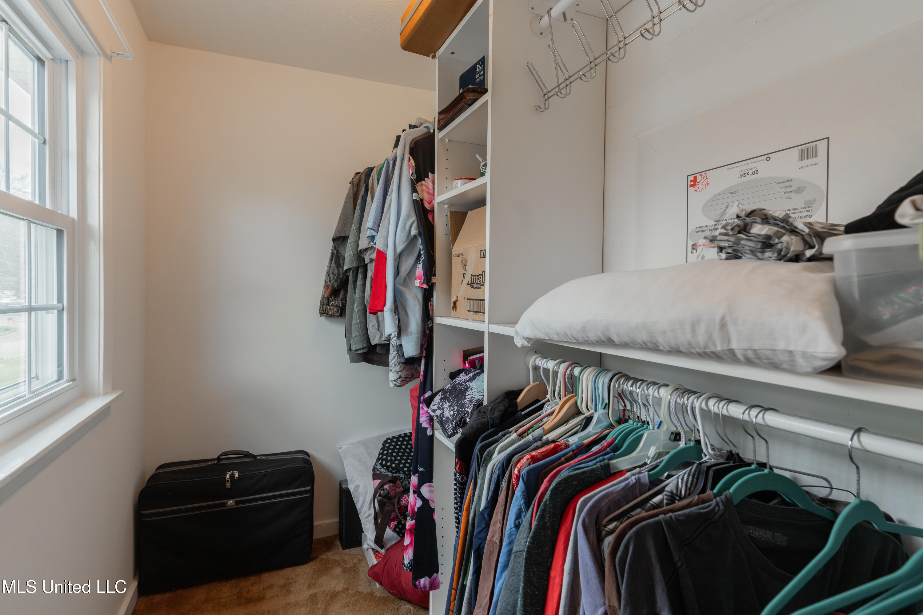 108 Pebble Lane Clinton, MS 39056 - Photo 42 of 60 42-PrimaryCloset