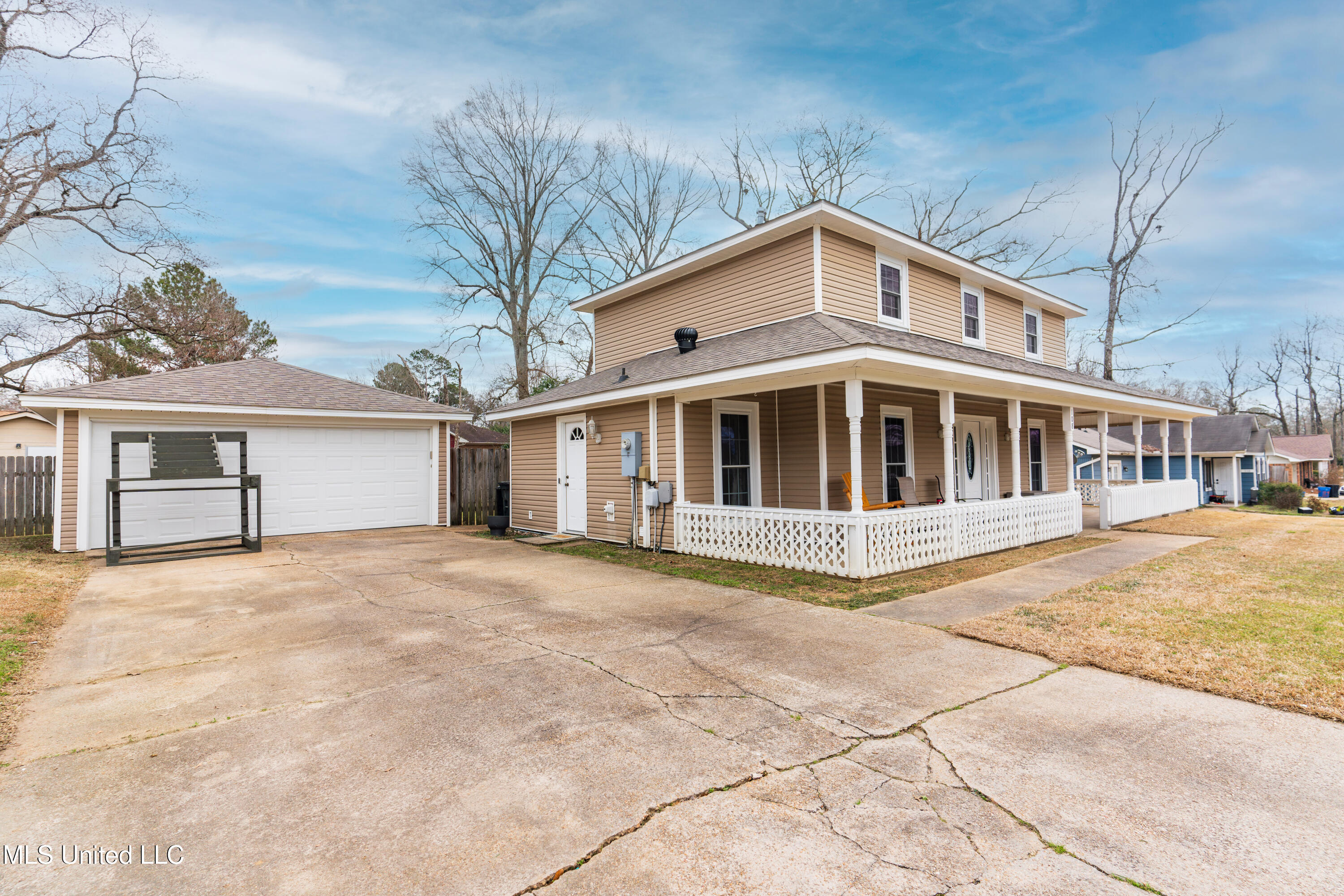 108 Pebble Lane Clinton, MS 39056 - Photo 6 of 60 6-Front