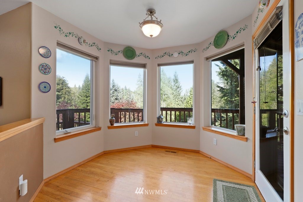 10606 Wagner Road Snohomish, WA 98290 - Photo 13 of 40 a view of an empty room and window