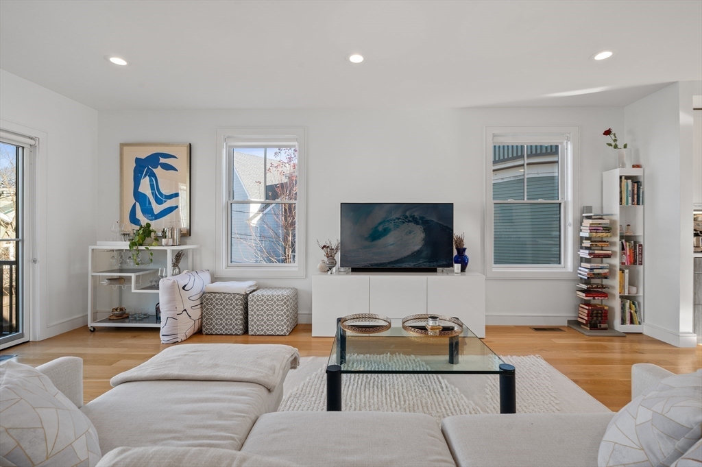 120 Child Street, Unit 2 Boston, MA 02130 - Photo 7 of 27 Gallery Image 7