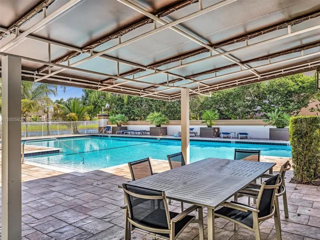 $1,300,000 | 534 Stonemont Drive, Weston, FL 33326