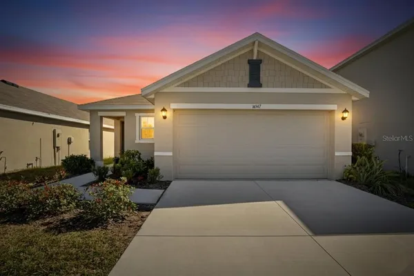 $299,999 | 16547 Mosaic Oar Drive, Wimauma, FL 33598