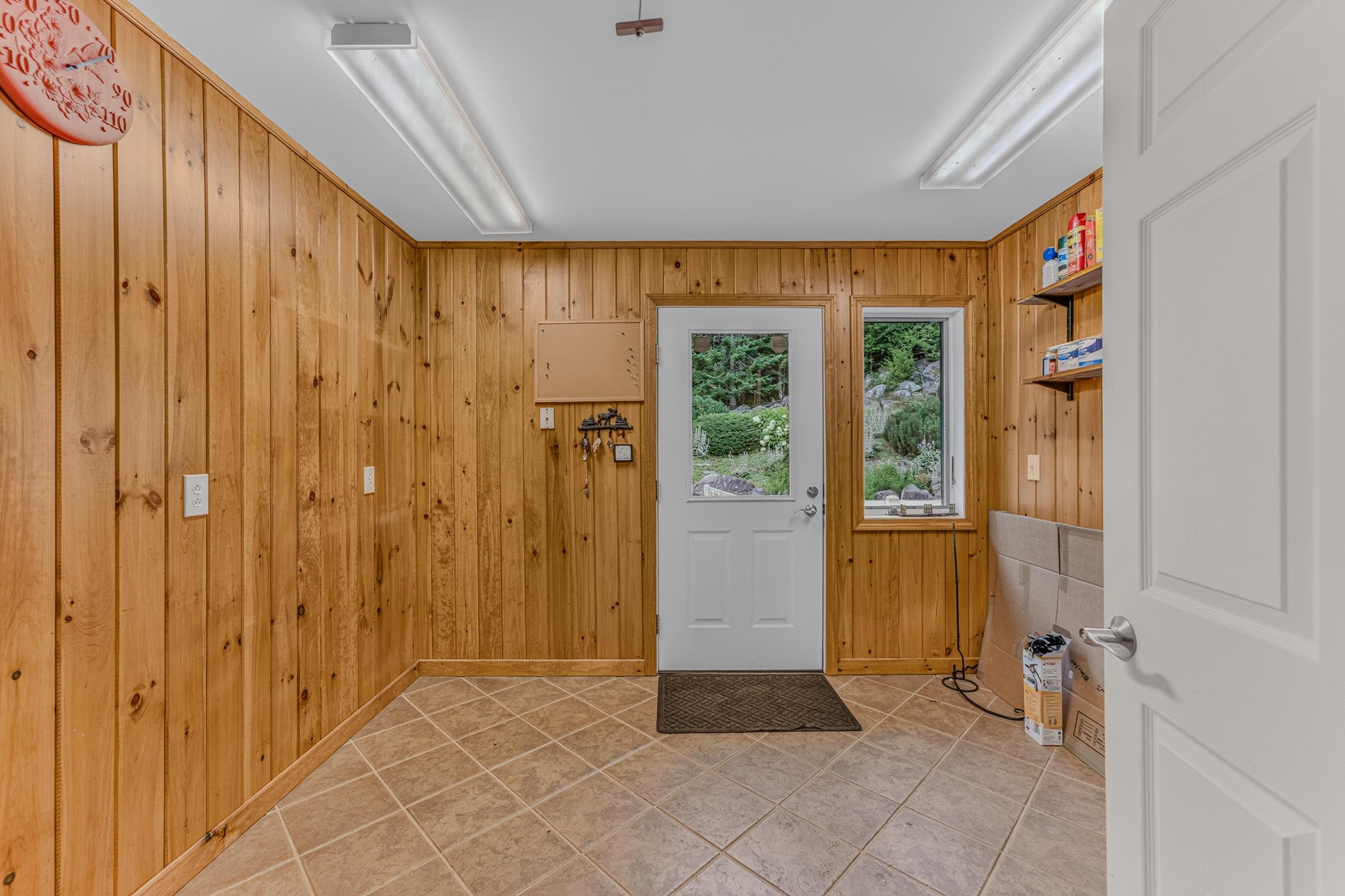 323 Hannah Loop Carroll, NH 03595 - Photo 8 of 50 Gallery Image 8