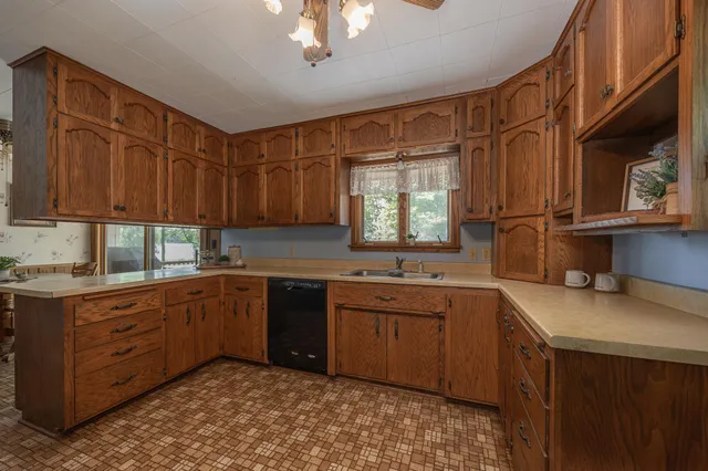 $1,495,000 | 551 Edward Lane Northeast, Longville, MN 56655