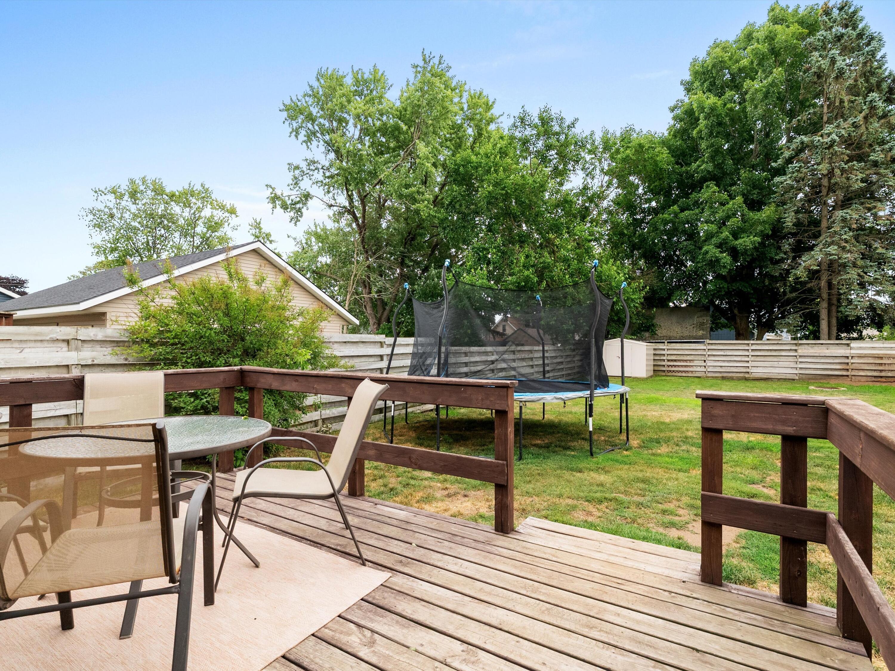 2117 32nd Street Two Rivers, WI 54241 - Photo 9 of 31 09-DSC00359