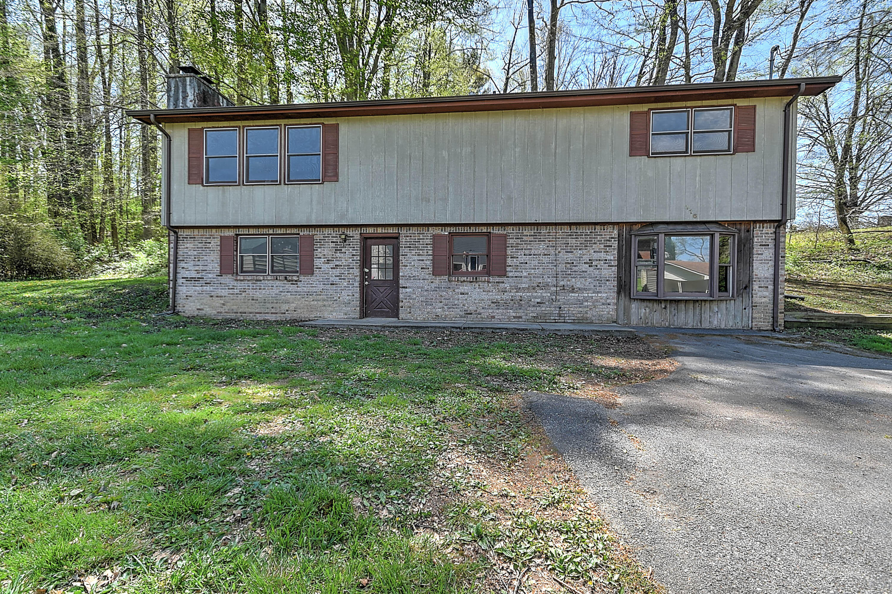 116 Briscoe Circle Bristol, TN 37620 - Photo 1 of 48 Briscoe_-2