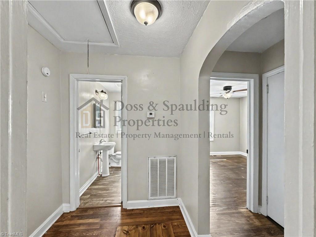 1620 Johnson Street High Point, NC 27262 - Photo 11 of 21
