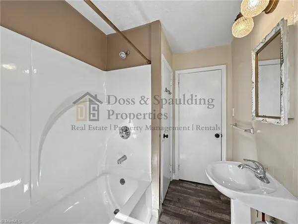 $1,225 | 1620 Johnson Street, High Point, NC 27262