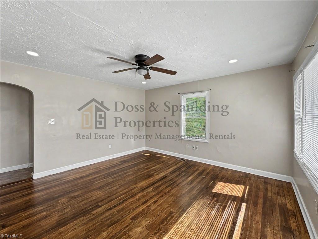 1620 Johnson Street High Point, NC 27262 - Photo 4 of 21