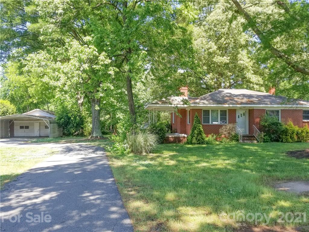 9811 Washam Potts Road Cornelius, NC 28031 - Photo 1 of 36 Gallery Image 1