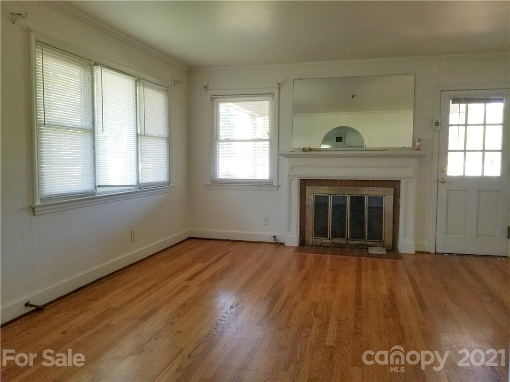 9811 Washam Potts Road Cornelius, NC 28031 - Photo 13 of 36 Gallery Image 13