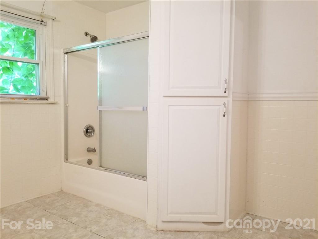 9811 Washam Potts Road Cornelius, NC 28031 - Photo 20 of 36 Gallery Image 20
