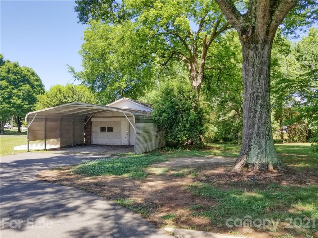 9811 Washam Potts Road Cornelius, NC 28031 - Photo 31 of 36 Gallery Image 31