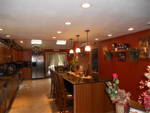 26 Wallingford Road Auburn, MA 01607 - Photo 5 of 21 Gallery Image 5