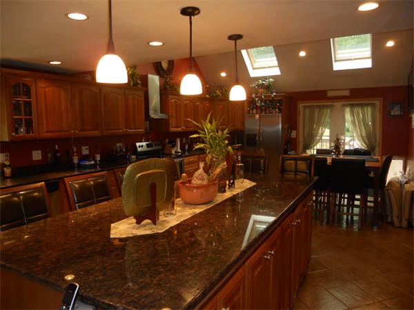 26 Wallingford Road Auburn, MA 01607 - Photo 8 of 21 Gallery Image 8